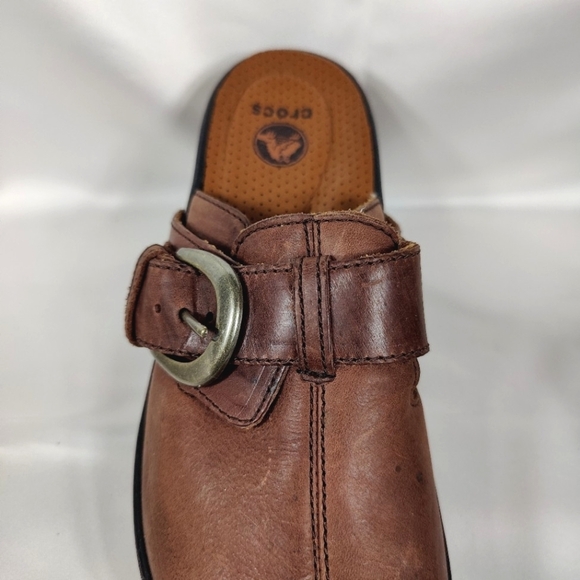 Crocs Cobbler Leather Buckle Clog Mules Brown Slip On Women's Shoes Size 6 - Picture 4 of 9